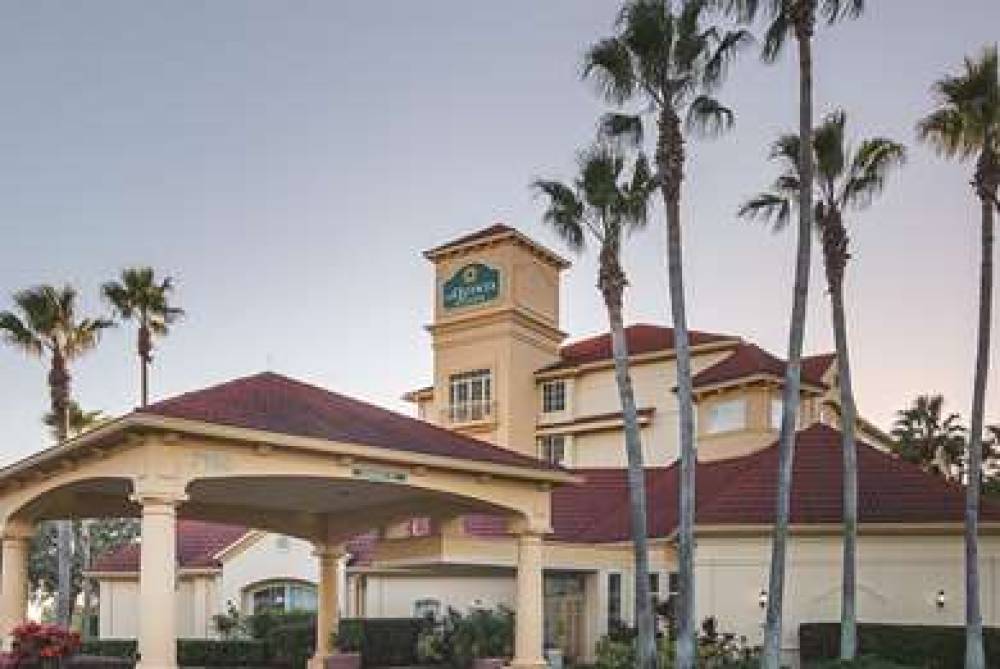 La Quinta Inn & Suites Orlando Airport North 4