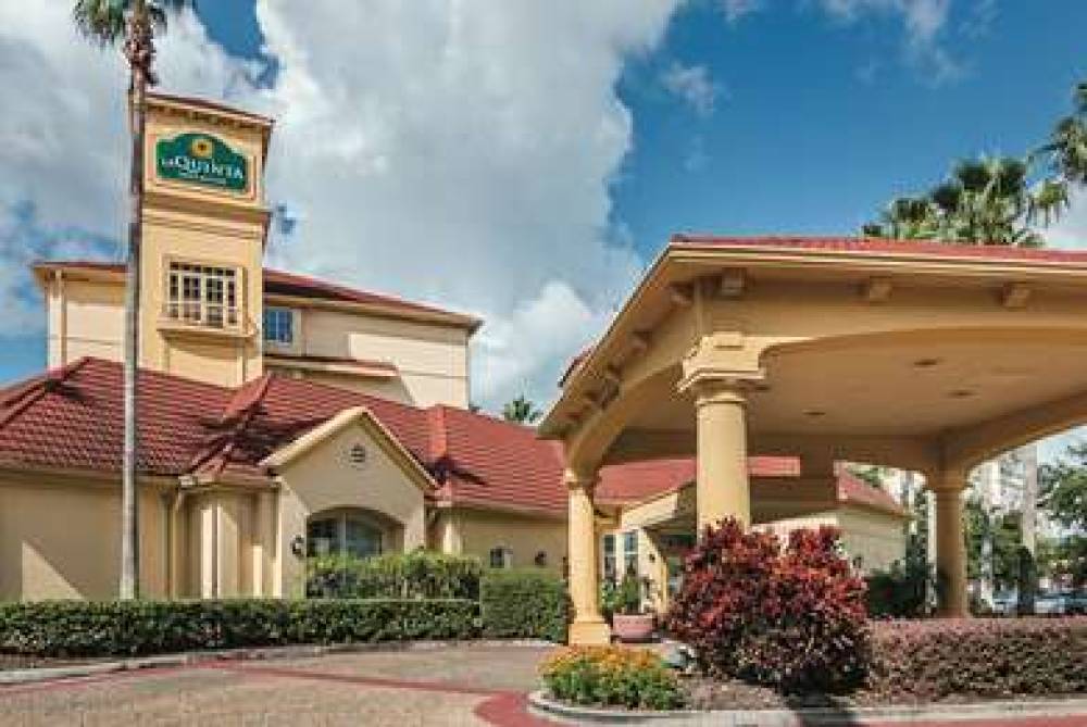 La Quinta Inn & Suites Orlando Airport North 1