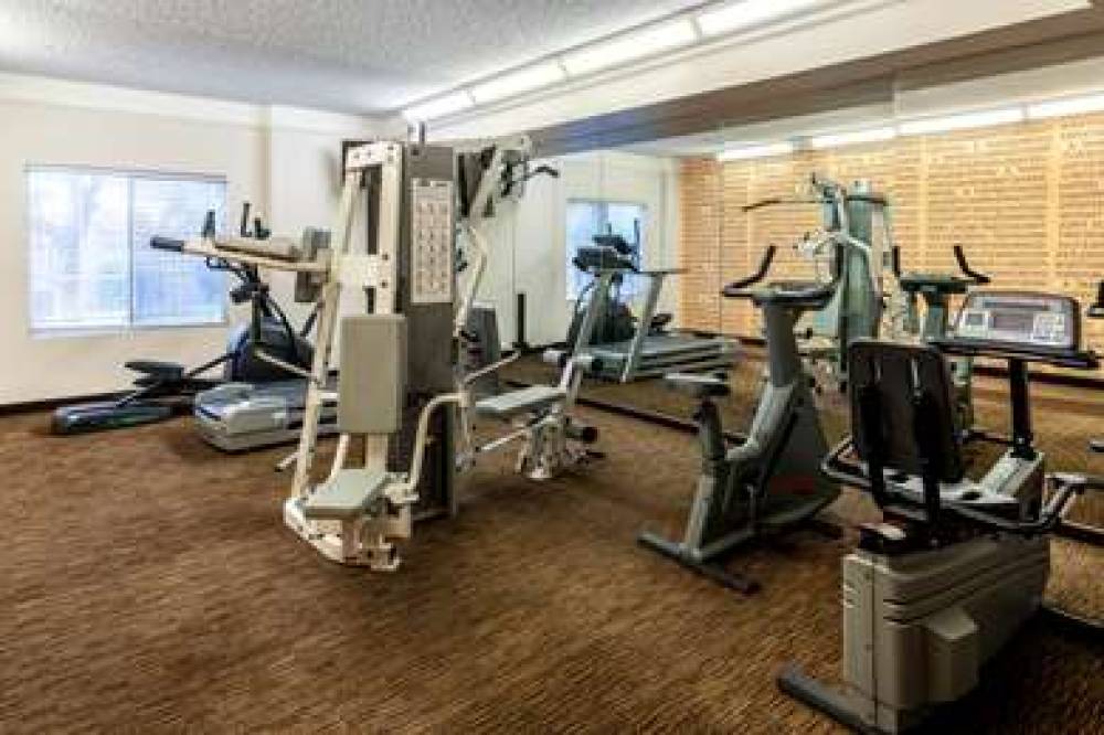 La Quinta Inn & Suites Phoenix West Peoria 6