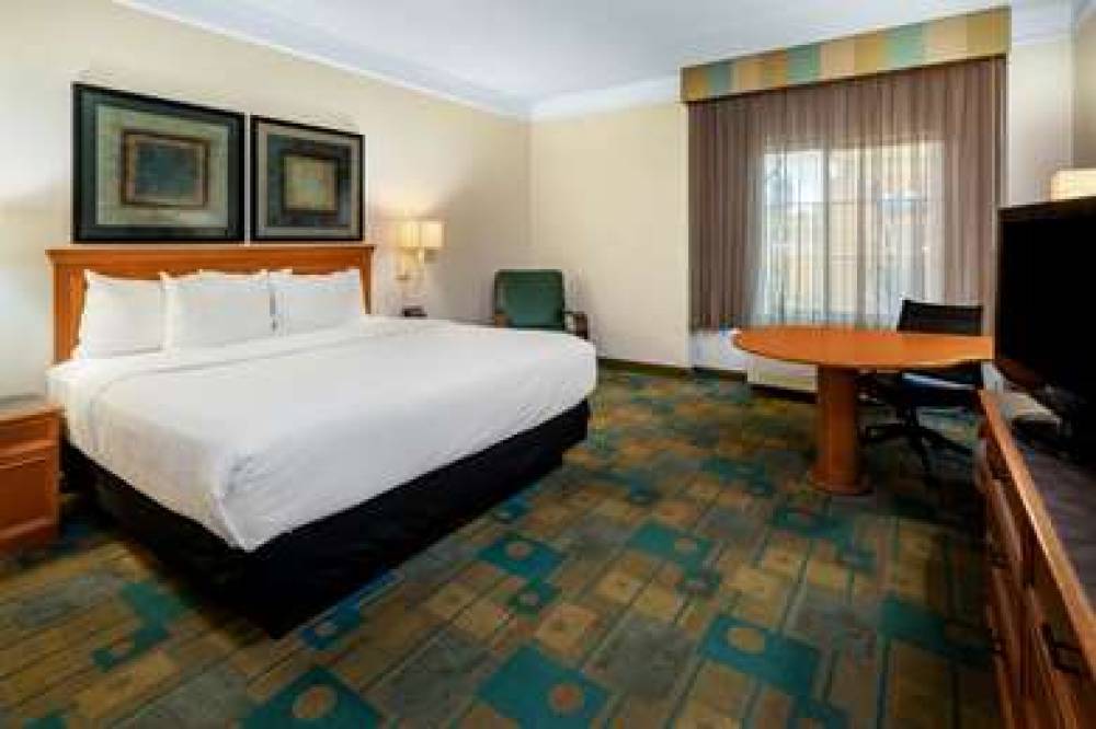 La Quinta Inn & Suites Phoenix West Peoria 8