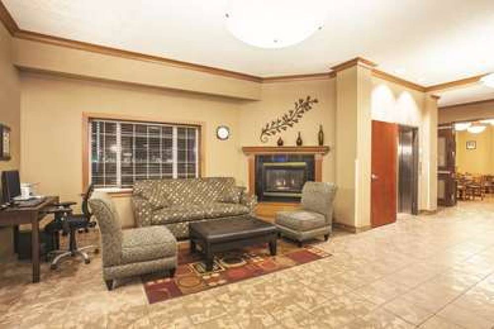 La Quinta Inn & Suites Portland Airport 9