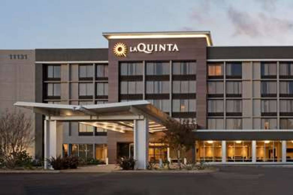 La Quinta Inn & Suites Rancho Cordova Sacramento 2
