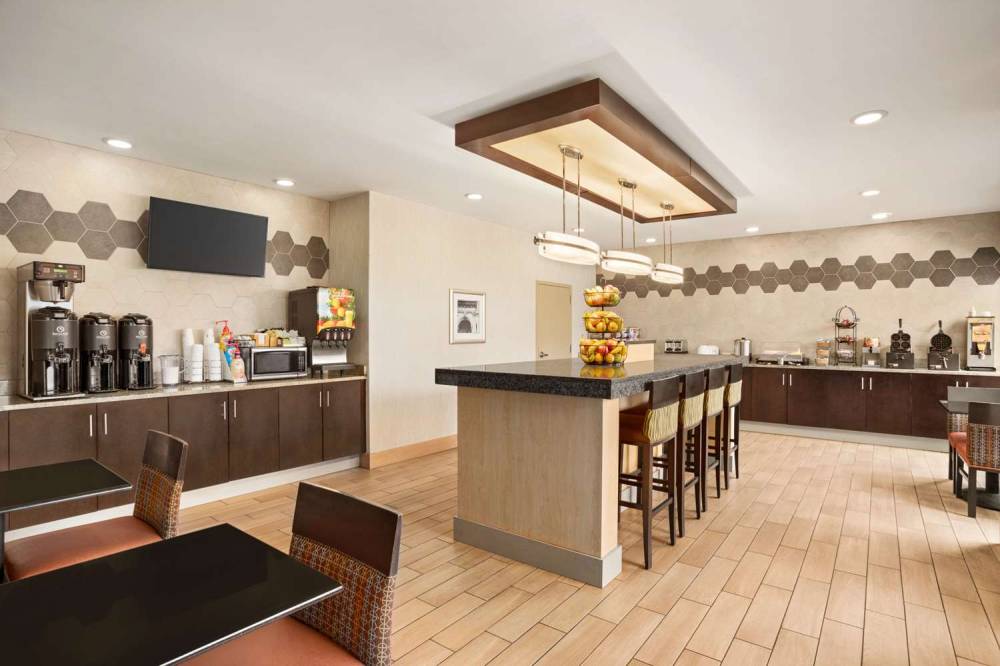 La Quinta Inn & Suites Richmond-Midlothian 9