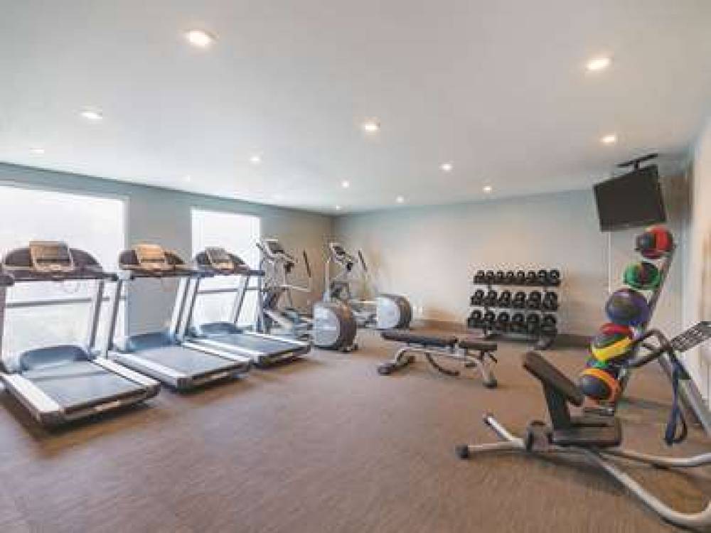 La Quinta Inn & Suites Round Rock South 9