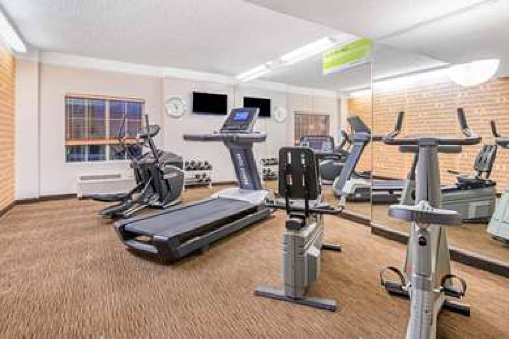 La Quinta Inn & Suites Sherman 5