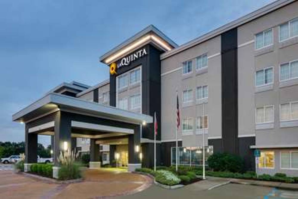 La Quinta Inn & Suites Starkville At Msu