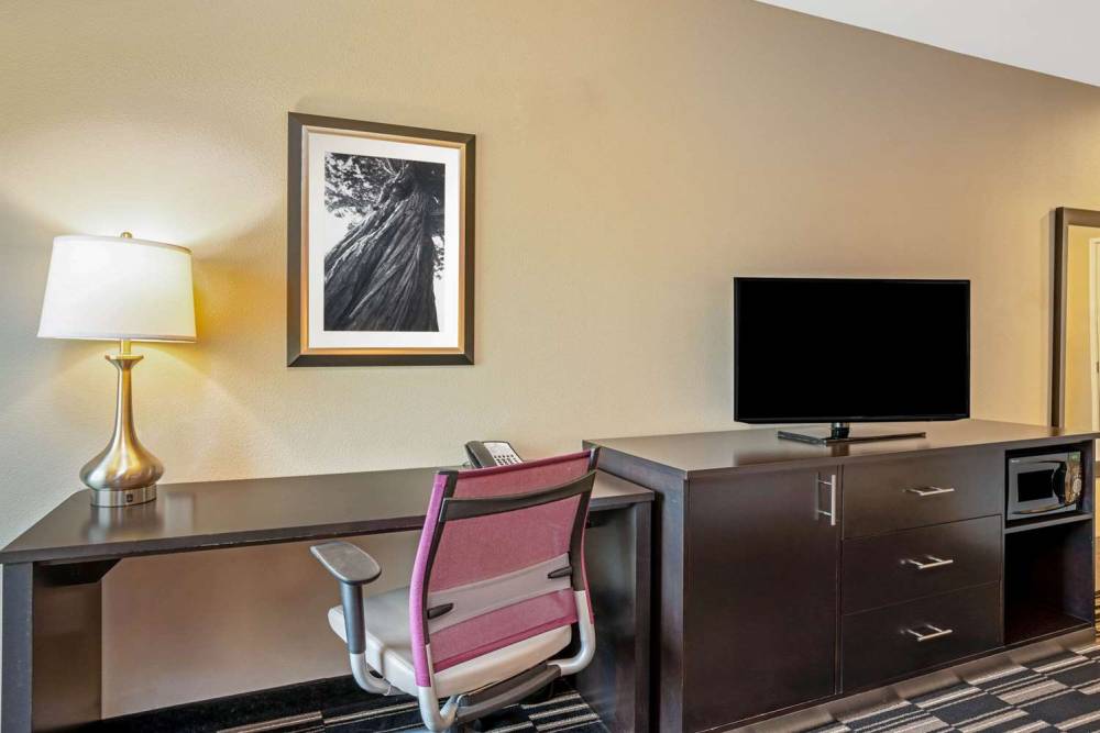 La Quinta Inn & Suites Tumwater - Olympia 2