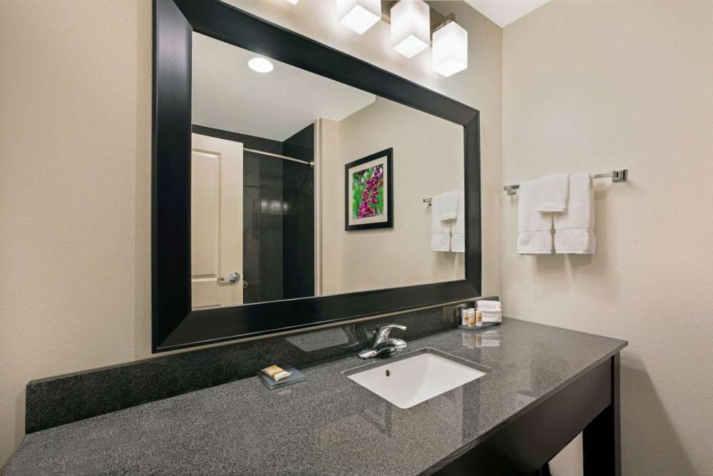 La Quinta Inn & Suites Tumwater - Olympia 3
