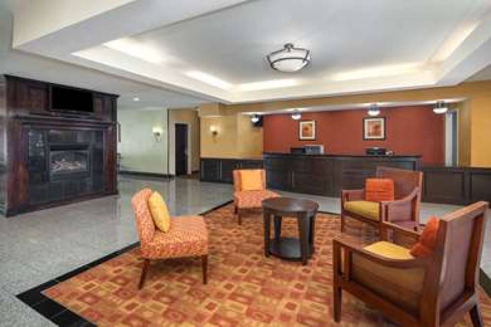 La Quinta Inn & Suites Union City 10