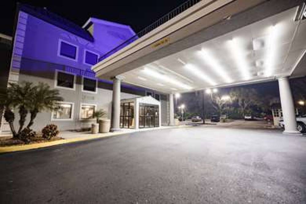 LA QUINTA INN TAMPA BUSCH GARDENS 7
