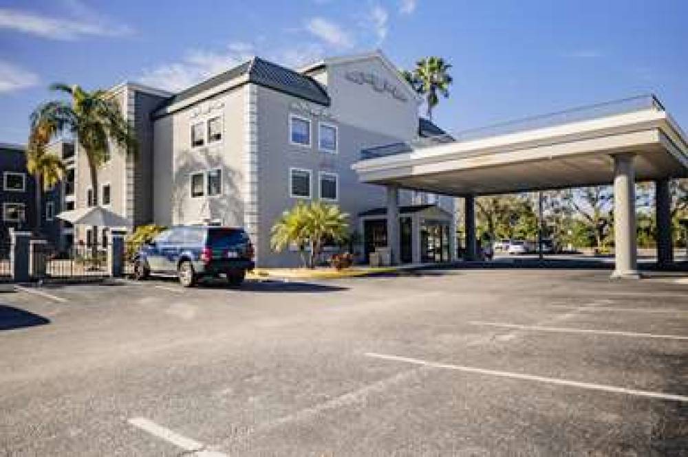 LA QUINTA INN TAMPA BUSCH GARDENS 3