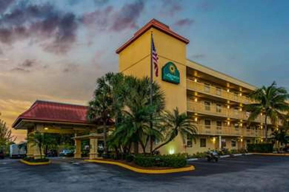 La Quinta Inn West Palm Beach - City Place 7