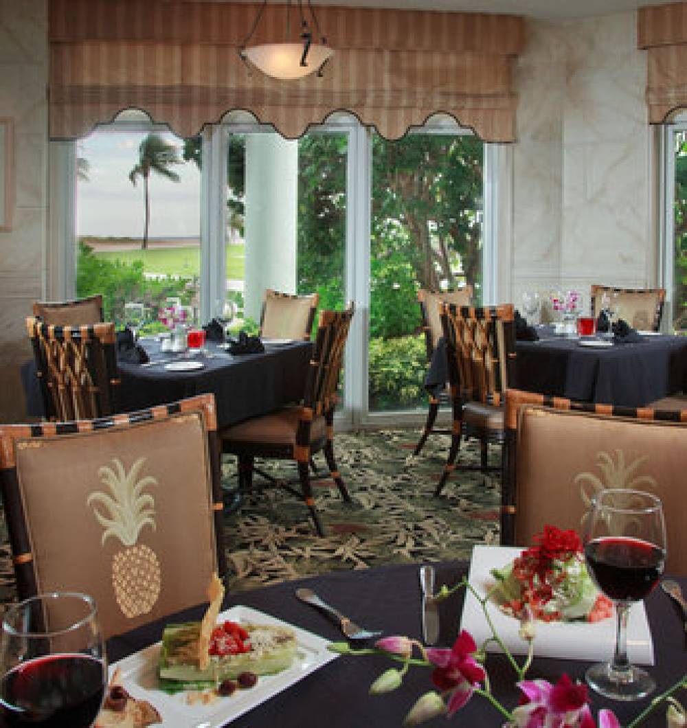 Lago Mar Beach Resort & Club 1