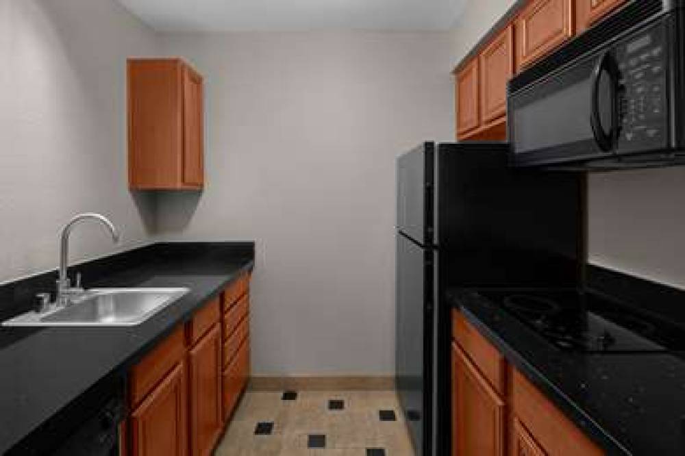 LARKSPUR LANDING FOLSOM EXT STAY 10