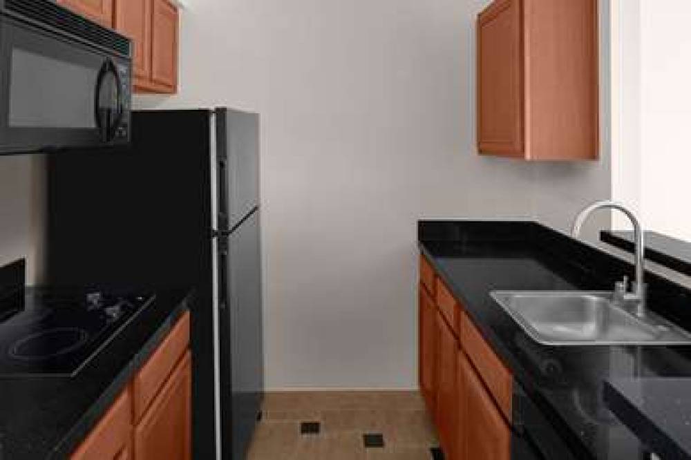 LARKSPUR LANDING SUNNYVALE EXT STAY 8