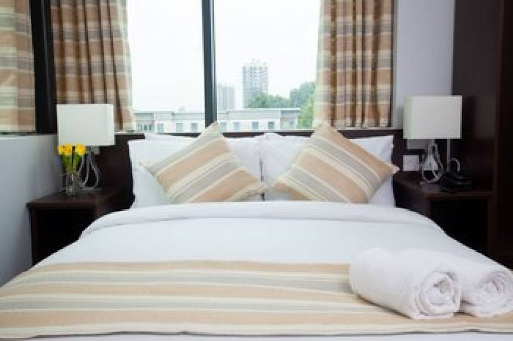 LCY HOTEL LONDON CITY AIRPORT 4