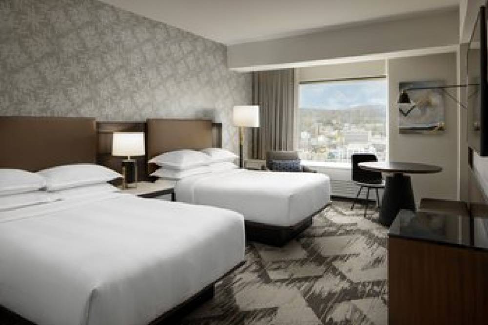 Le Centre Sheraton Montreal Hotel 8