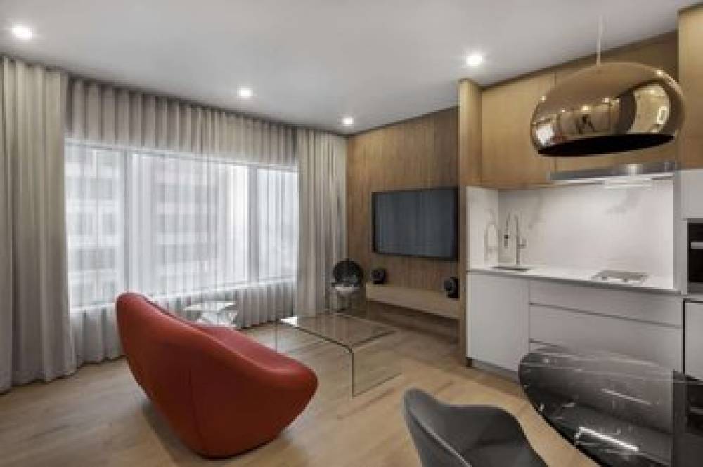Le Germain Hotel Montreal 10
