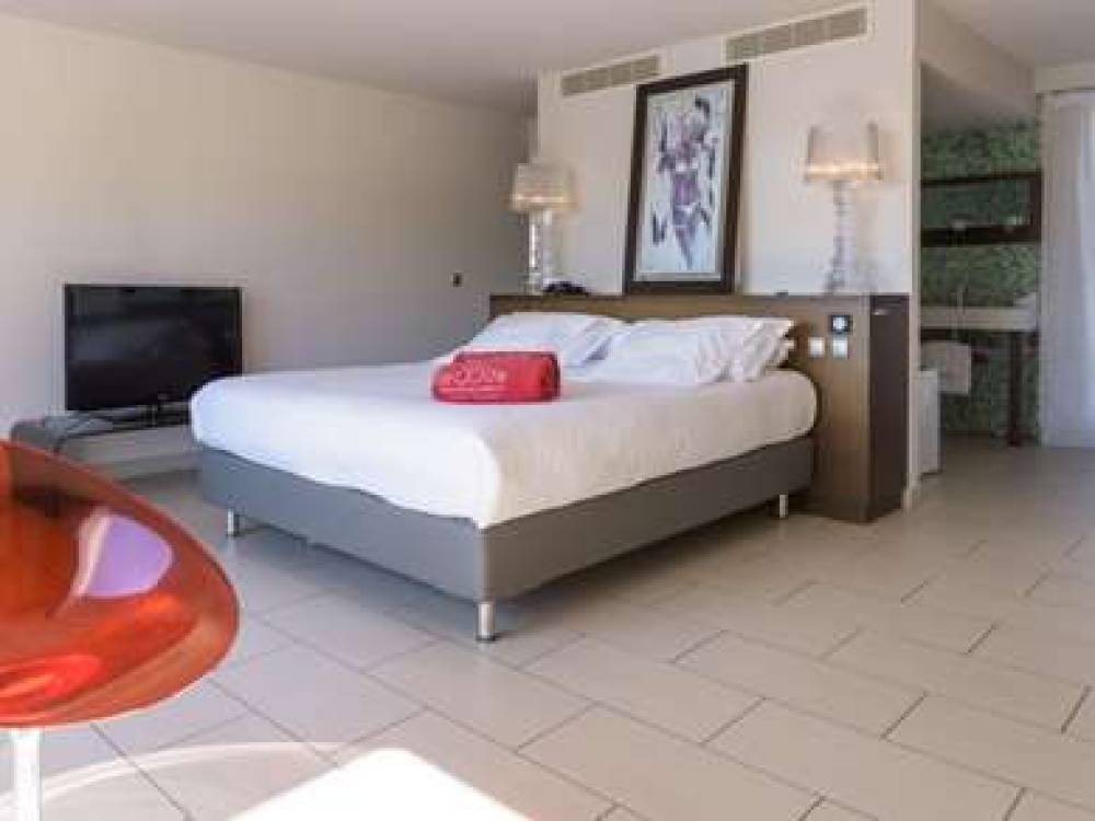 LE GOLFE - PISCINE ET SPA 9