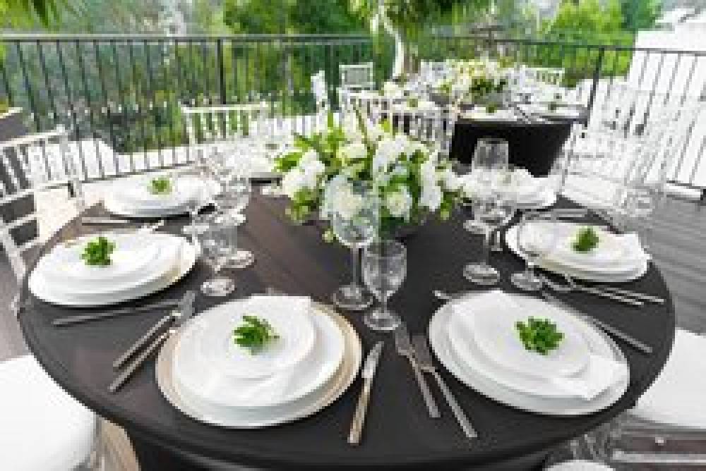 LE PARC SUITE HOTEL 3