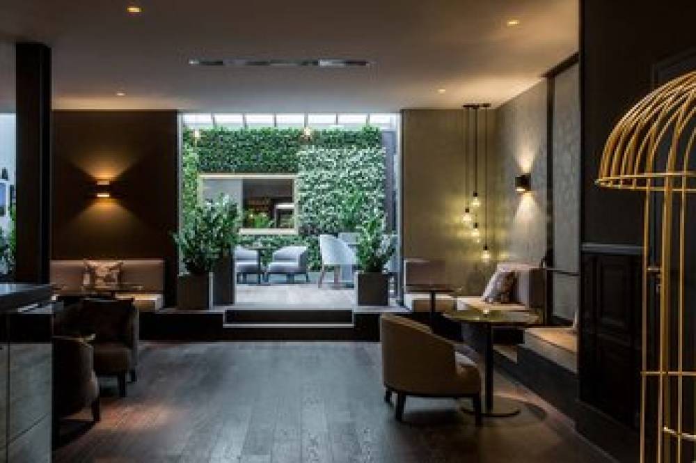 Le Parisis Paris 5