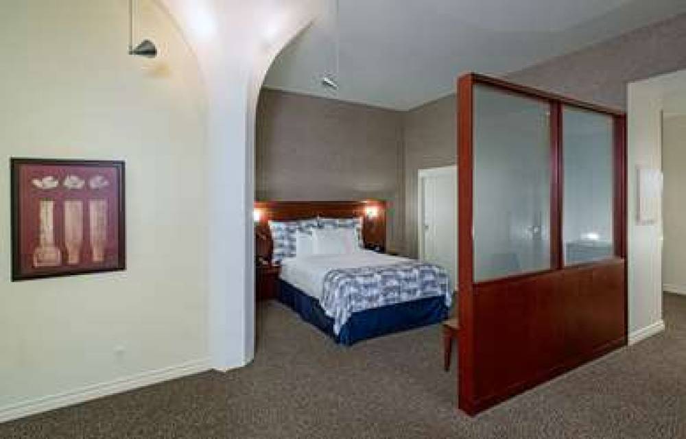 Le Square Phillips Hotel And Suites 4