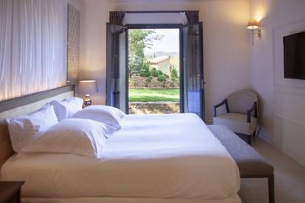 LE VALLON DE VALRUGUES AND SPA 6