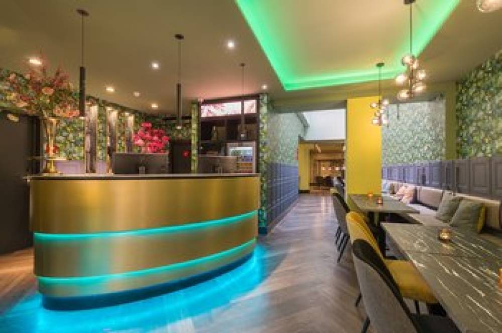 Leonardo Hotel Antwerpen 4