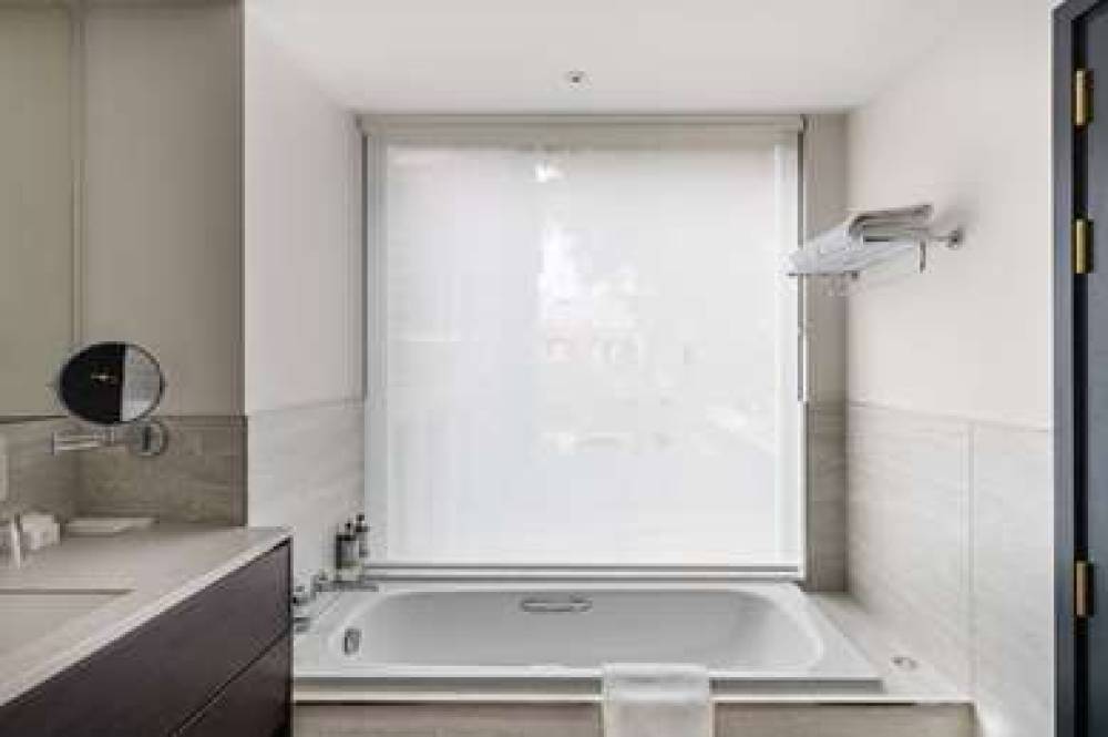 LEONARDO HOTEL LONDON ALDGATE 3