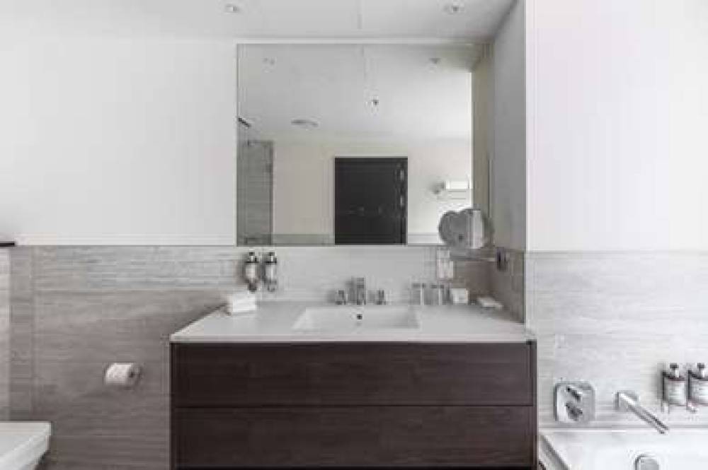 LEONARDO HOTEL LONDON ALDGATE 2