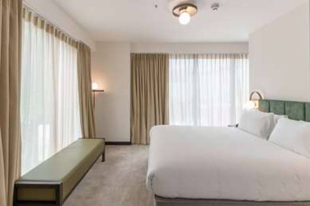 LEONARDO HOTEL LONDON ALDGATE 1