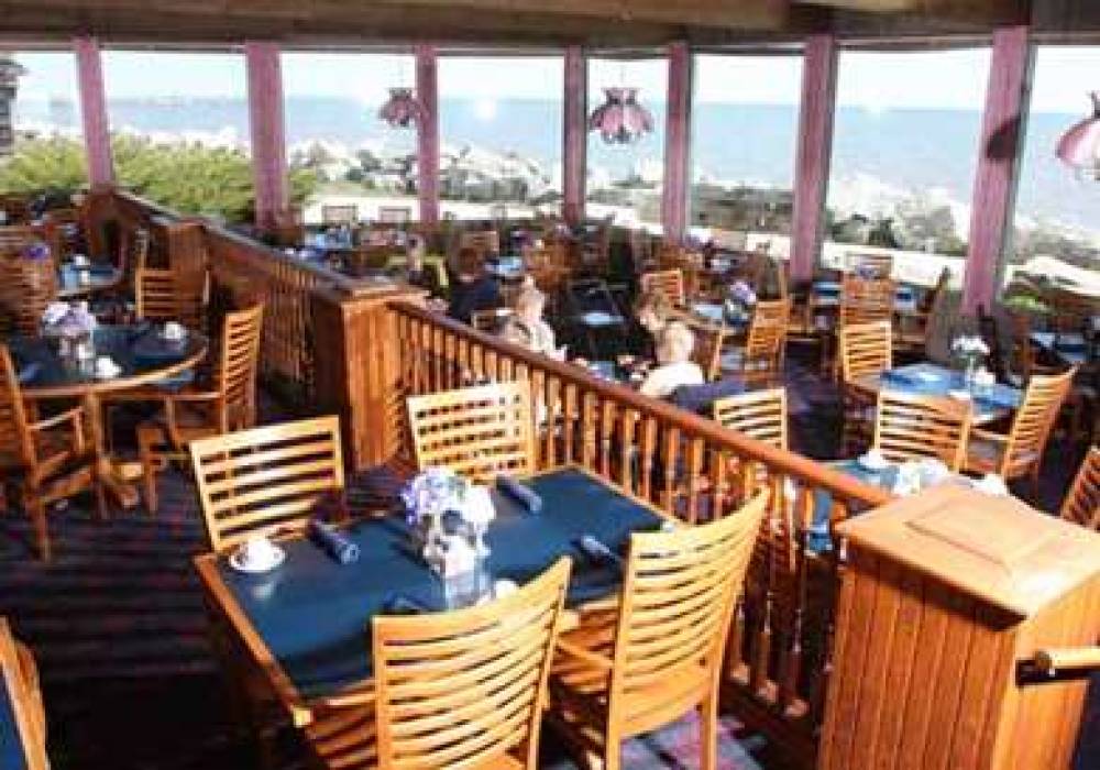 LIGHTHOUSE INN 5
