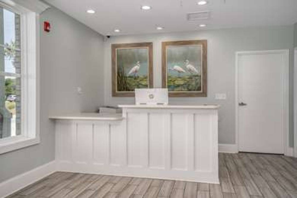 LIGHTHOUSE SUITES 4
