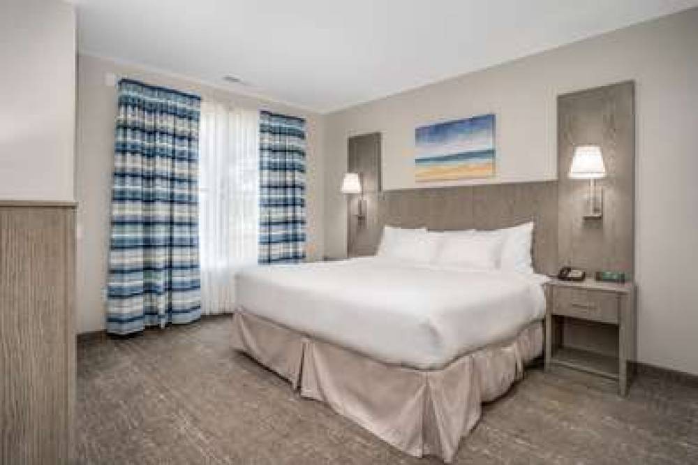 LIGHTHOUSE SUITES 3