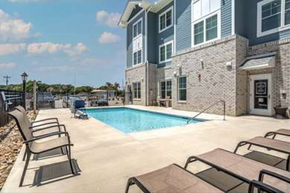 LIGHTHOUSE SUITES 2