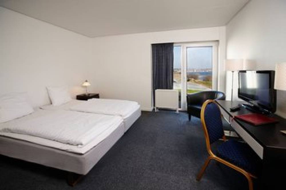 LIMFJORDEN HOTEL 1