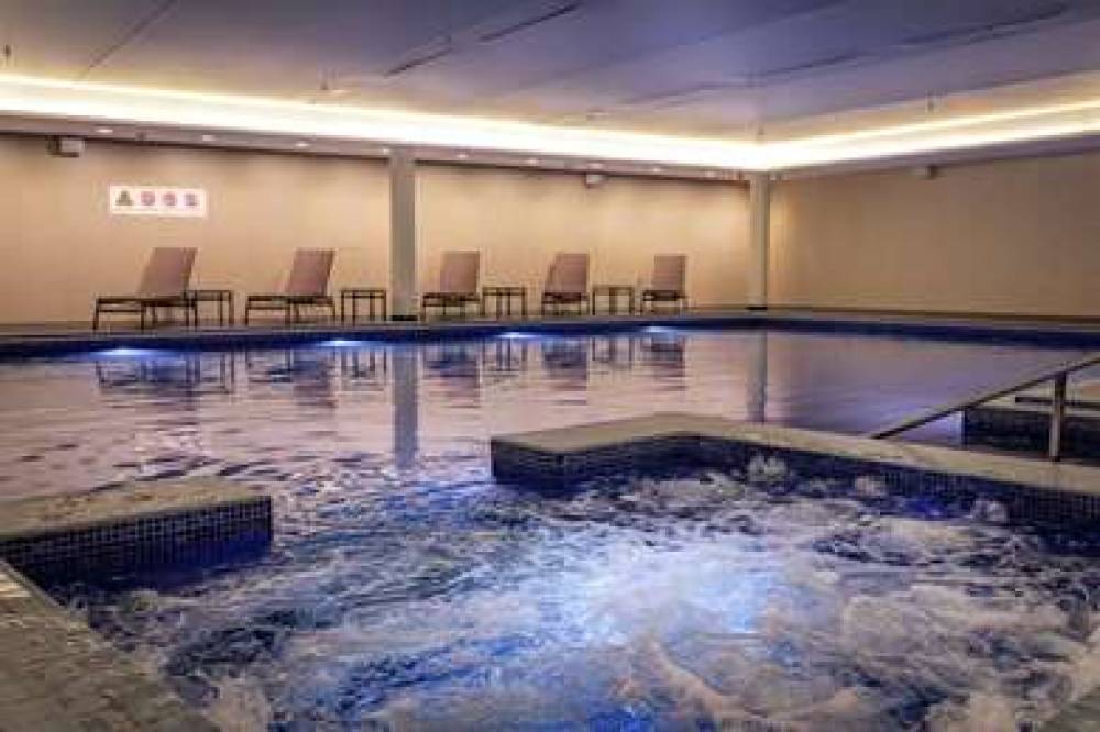 LINCOLN PLAZA LONDON CURIO HILTON 7