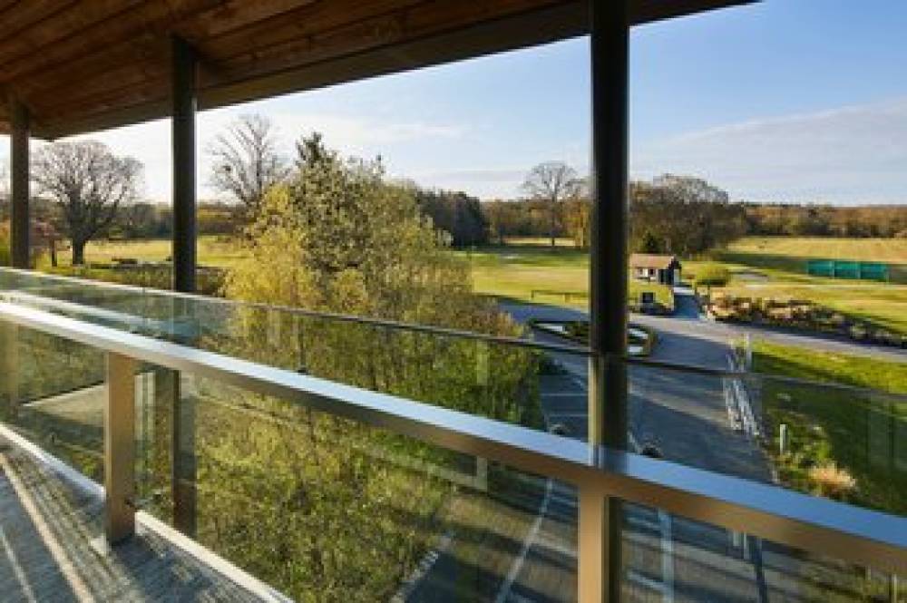 Lingfield Park Marriott Hotel And Country Club 10