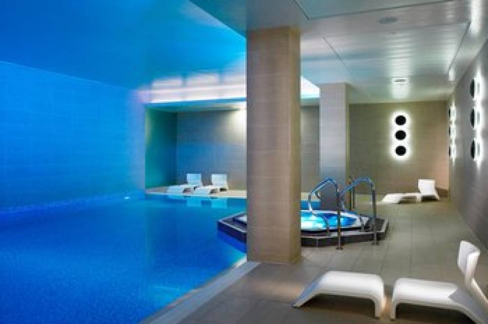 Lingfield Park Marriott Hotel And Country Club 1