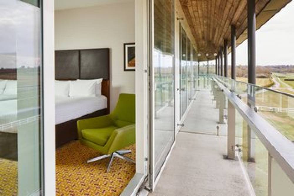 Lingfield Park Marriott Hotel And Country Club 9