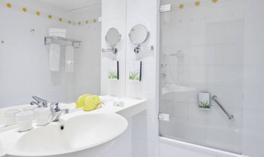 LIVING HOTEL WEISSENSEE 4