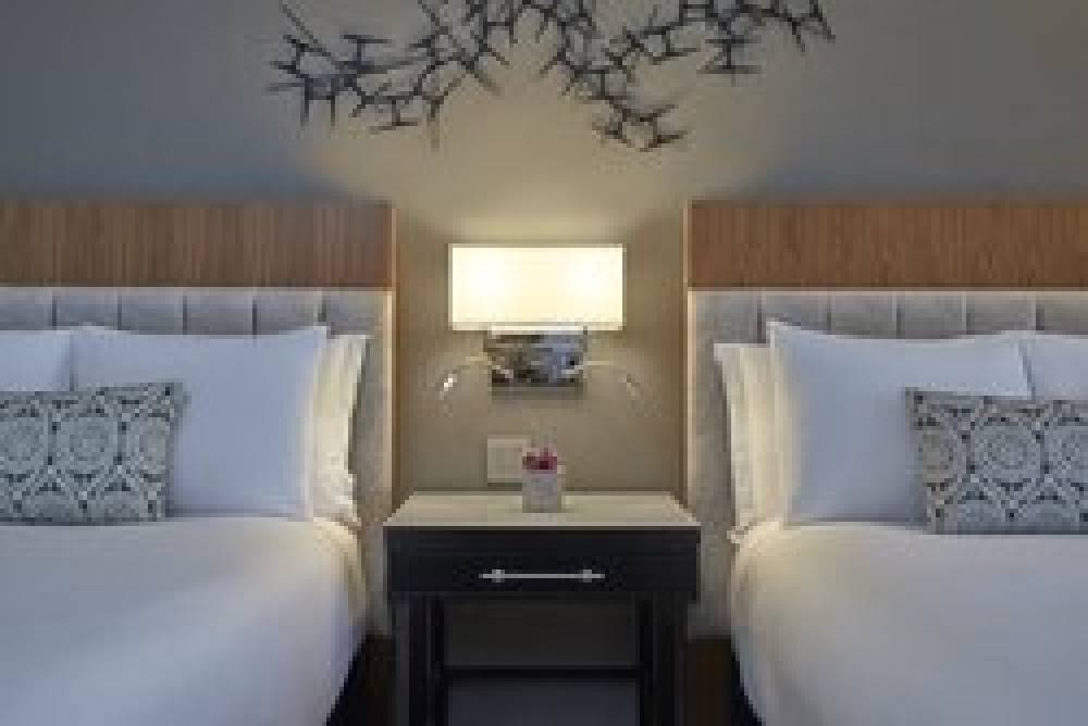 LOEWS CHICAGO HOTEL 4