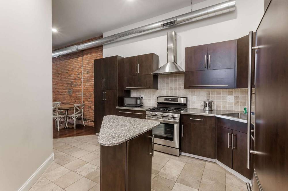 LOFTS ON PEARL 7