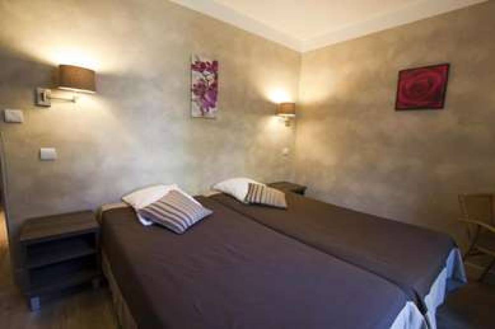 LOGIS HOTEL LA RESIDENCE 7