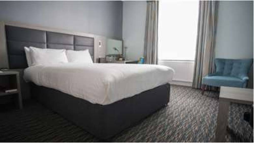 London Chigwell Prince Regent Hotel, BW Signature Collection 10