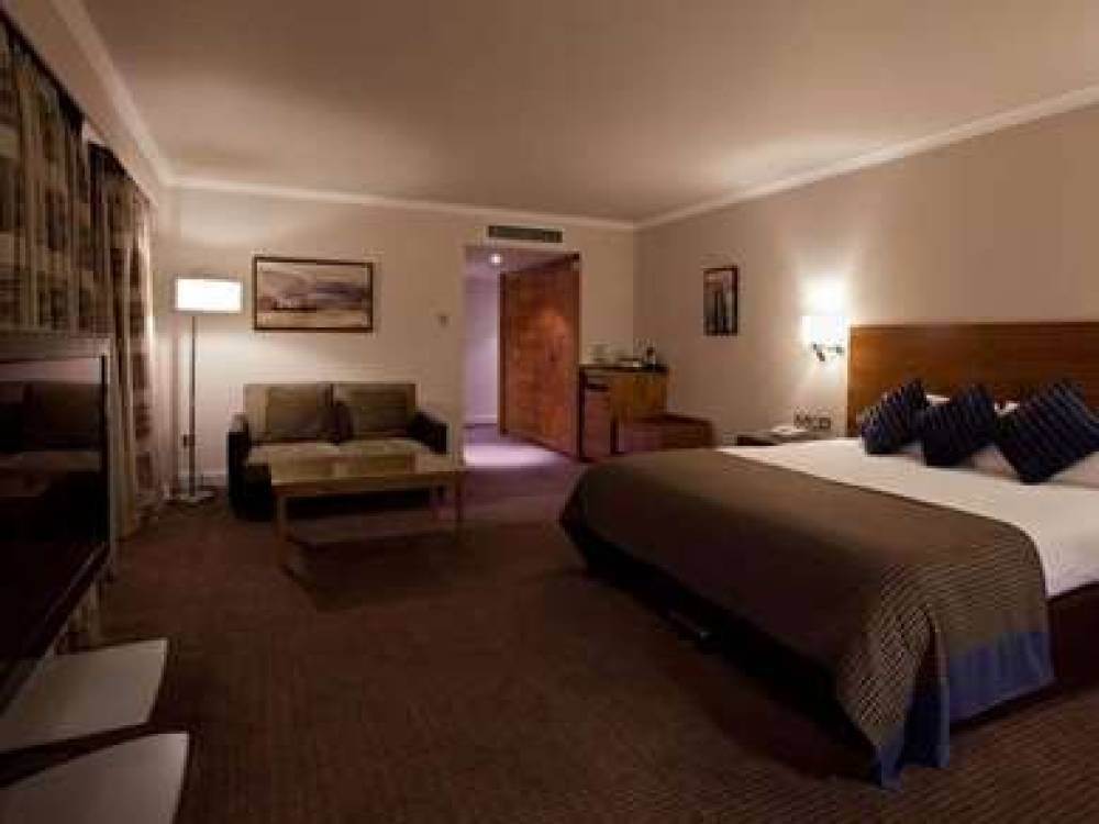 London Croydon Aerodrome Hotel, BW Signature Collection 8