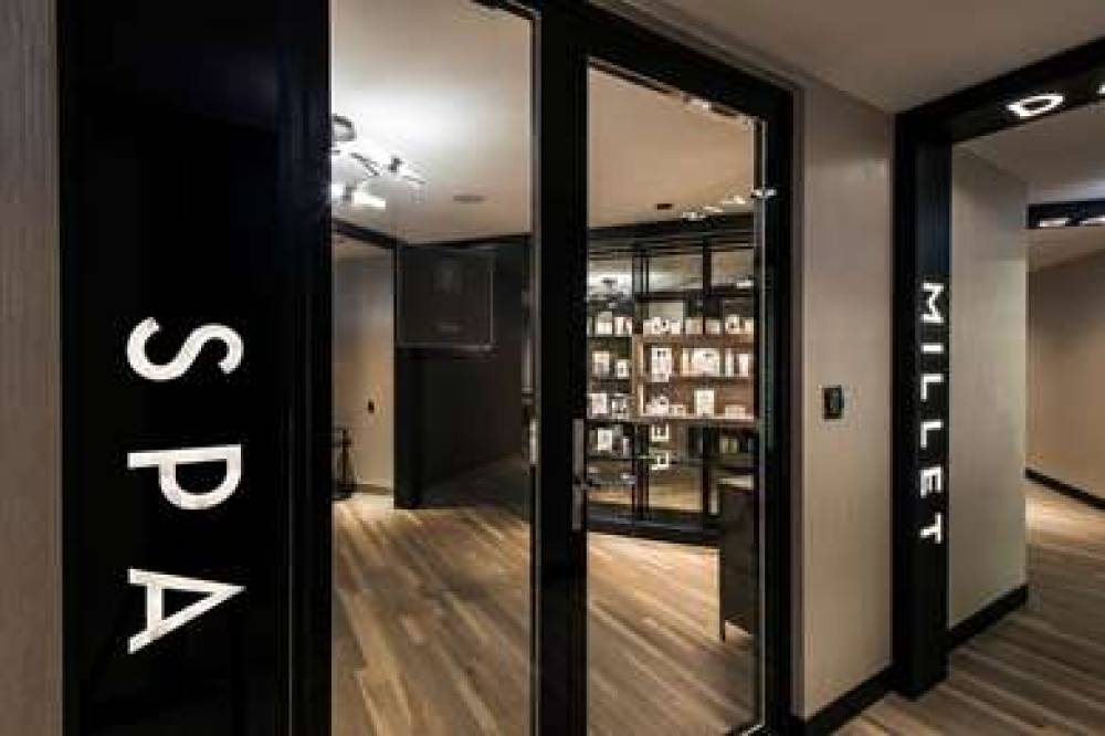 LONDONHOUSE CURIO BY HILTON 7