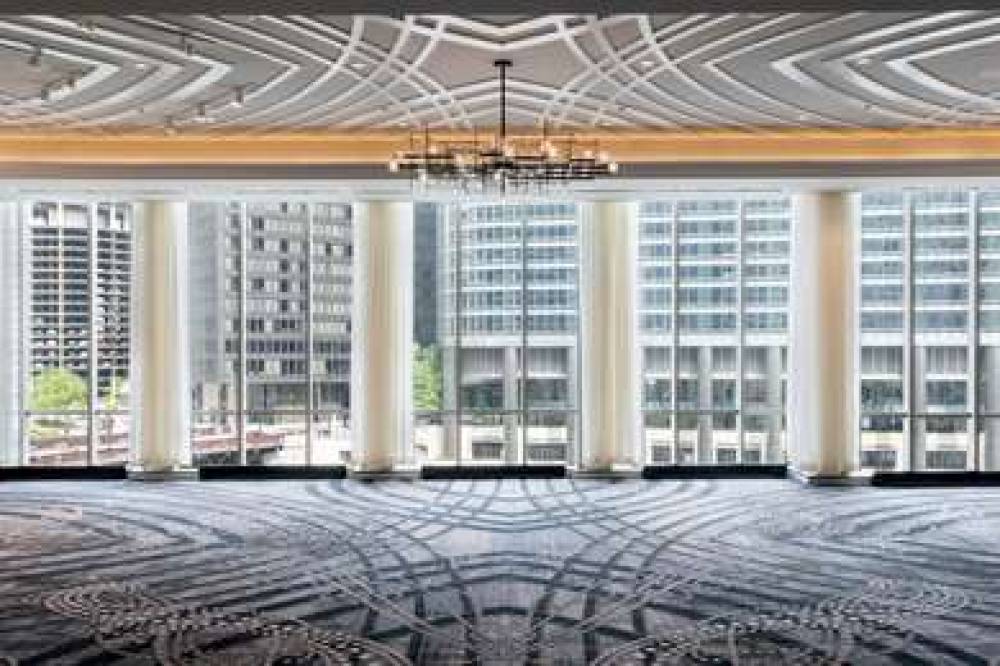 LONDONHOUSE CURIO BY HILTON 1