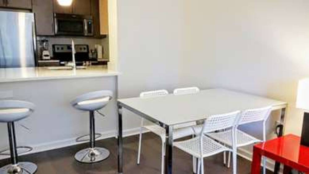 LOTUS SUITES - PLANO TEXAS 6