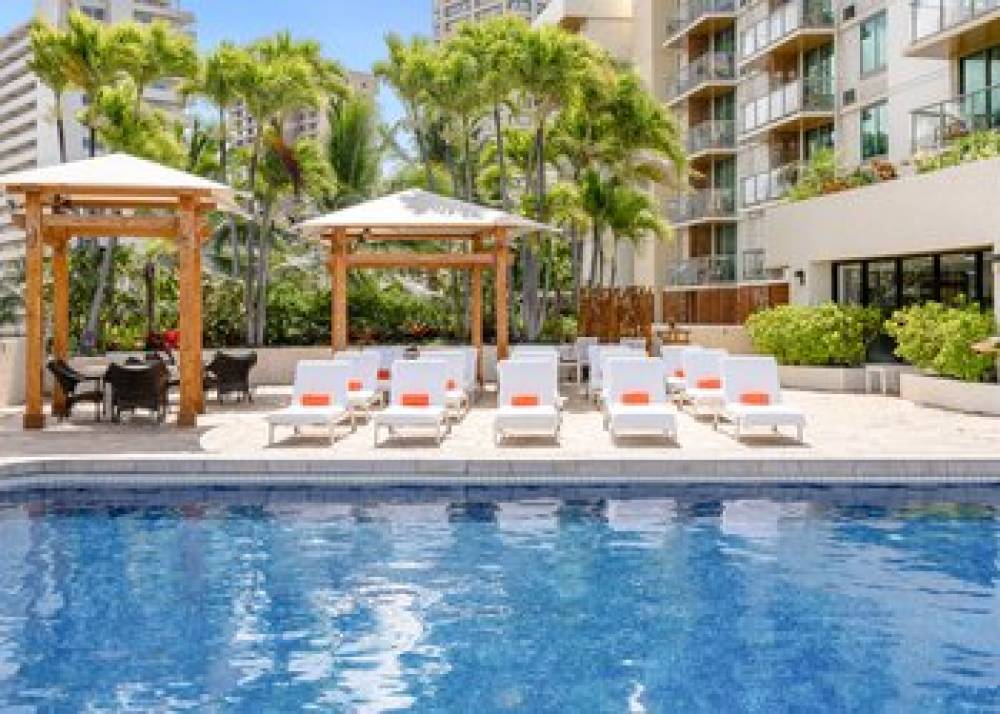 Luana Waikiki Hotel Suites